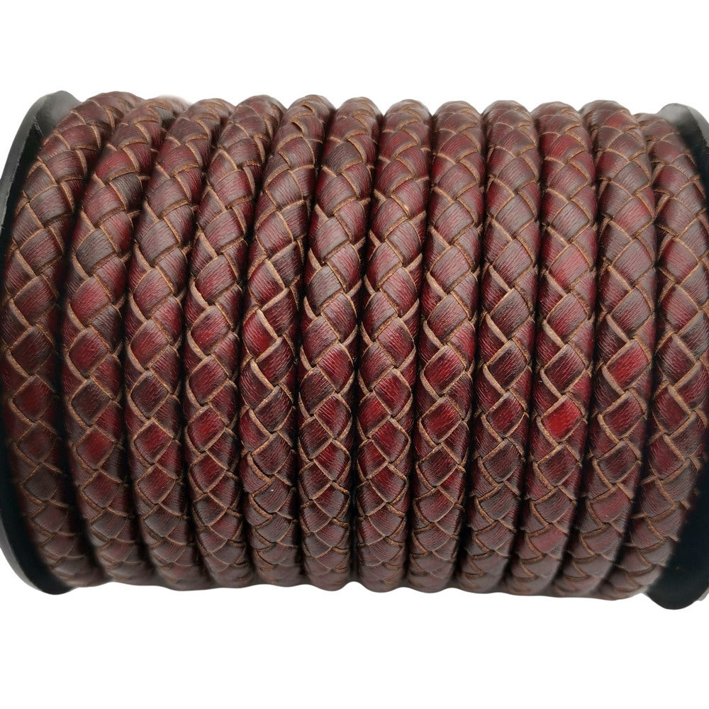 ShapesbyX-6 mm rundes, gefaltetes Lederband für die Herstellung von geflochtenen Armbändern. Bolo-Schnur aus rotbraunem Leder im Used-Look