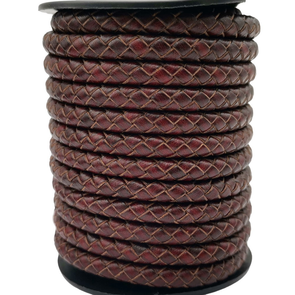 ShapesbyX-6 mm rundes, gefaltetes Lederband für die Herstellung von geflochtenen Armbändern. Bolo-Schnur aus rotbraunem Leder im Used-Look