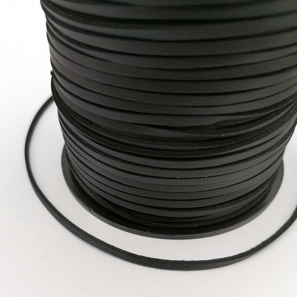 ShapesbyX 100 Yards/Rolle 2,8 mm schwarze Kunstlederkordeln für die Schmuckherstellung in Armbändern, Halsketten und Anhängern